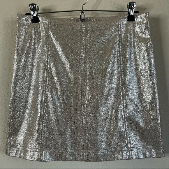 Free People Modern Femme metallic rose gold crackle suede mini skirt size 4 - Picture 2 of 11